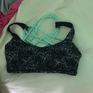 Lululemon sports bra